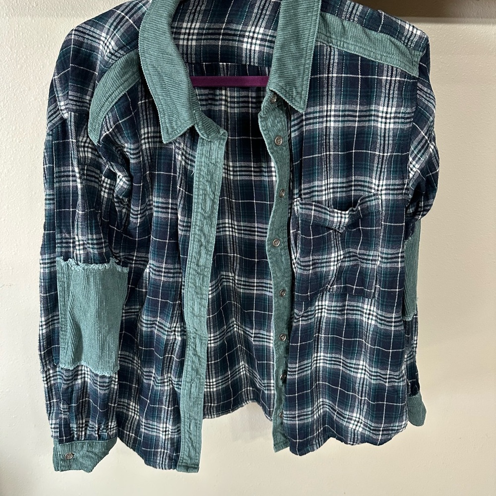 Easel Blue and Green Button Down Shirt